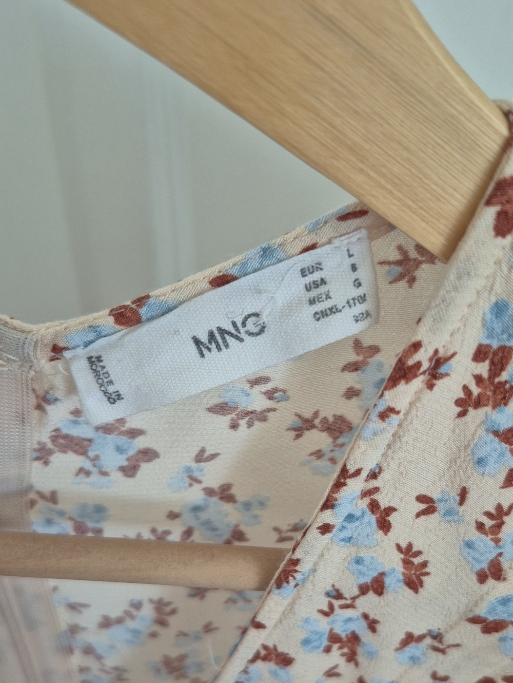 Mango Dress - Picture 3 of 4